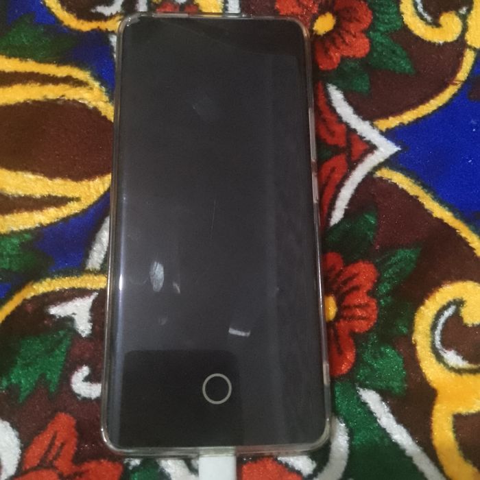 Xiaomi 13 lite sotiladi