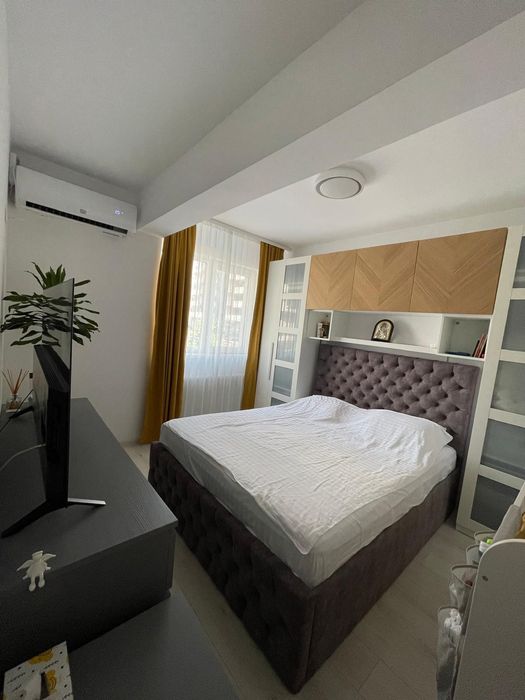 Studio 2 camere de vanzare + gradina proprie