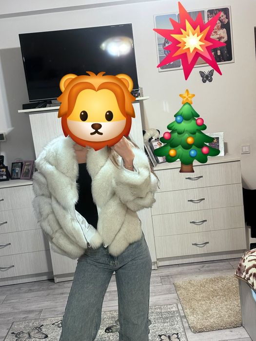 Haina din Blana Naturala Vulpe Argintie !NOUA ! MARIME  S maneci detasabile