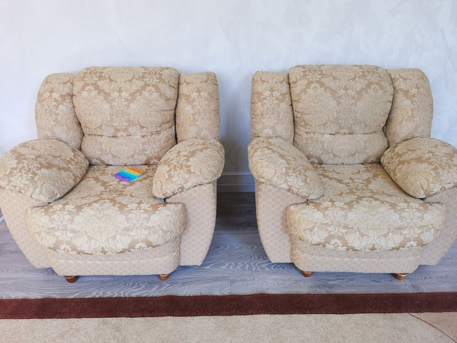 Мягкий уголок, с двумя креслами