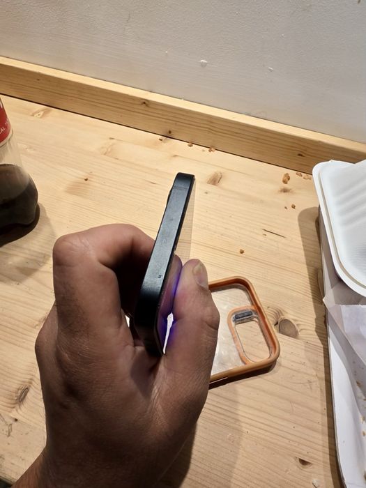 IPHONE 16e