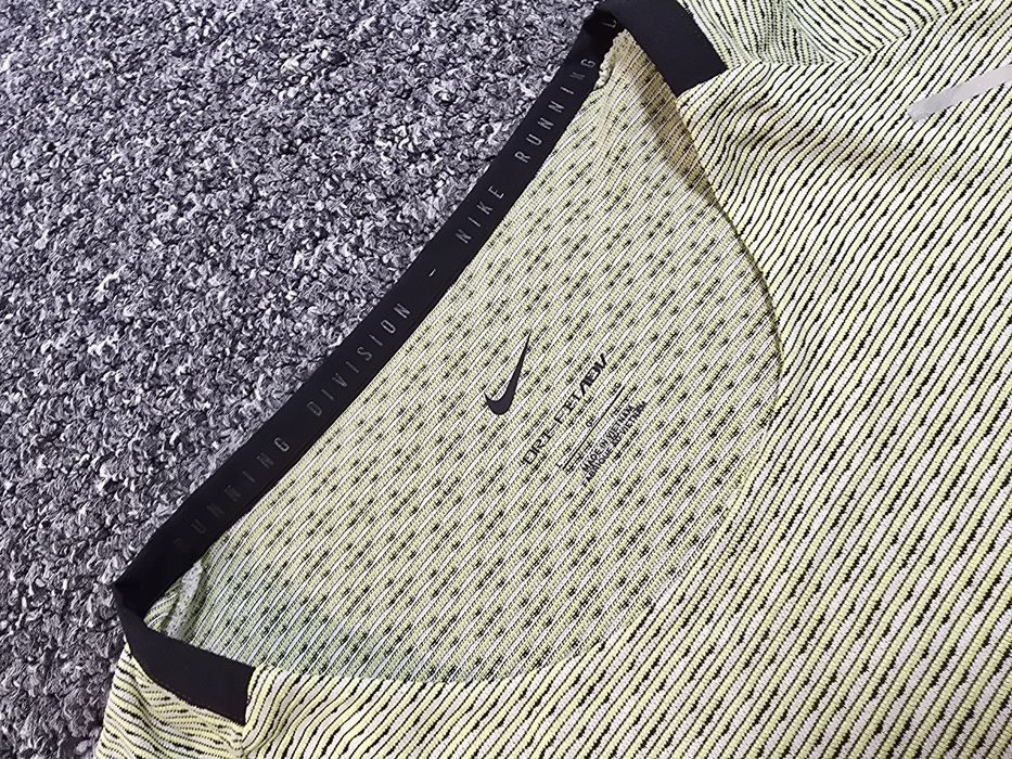 Nike Running Division тениска L размер