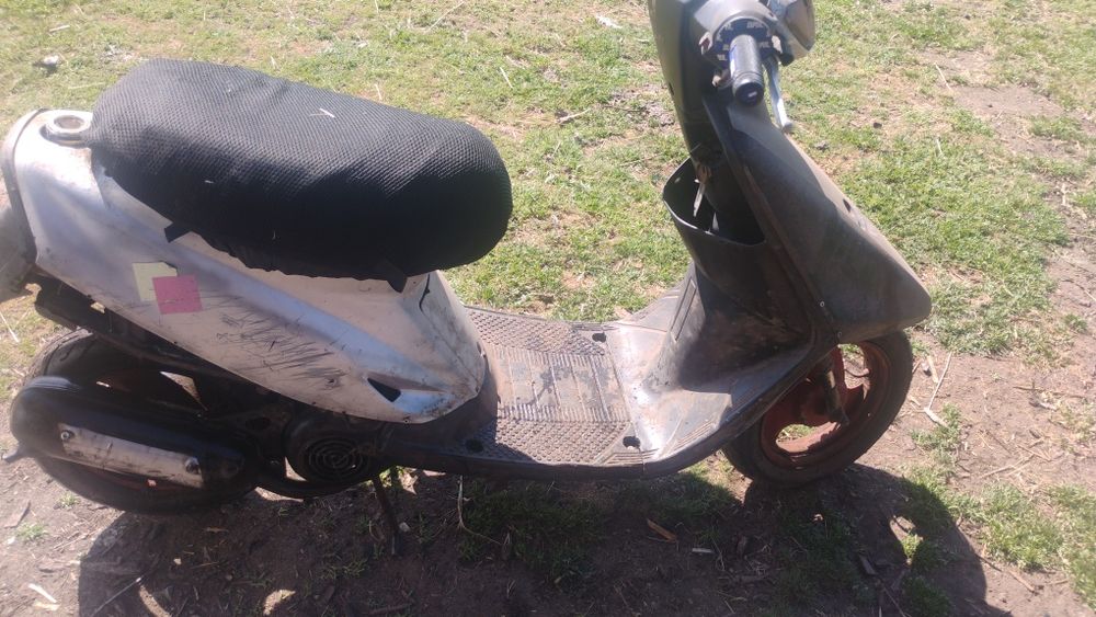 Продавам Yamaha jog 3