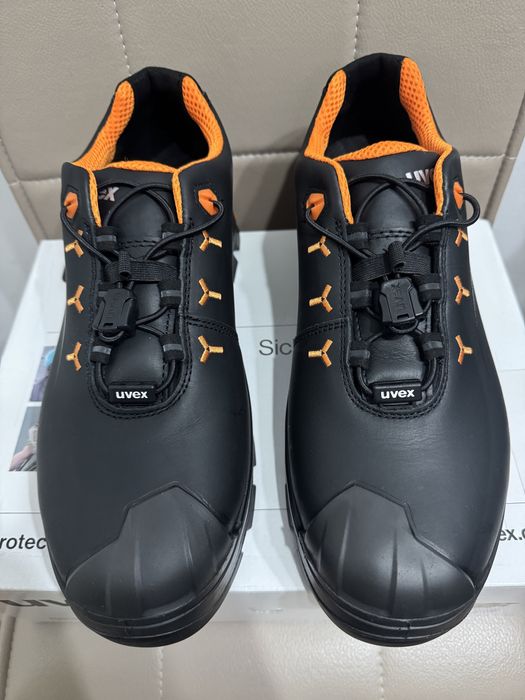 Incaltaminte de protectie UVEX 2