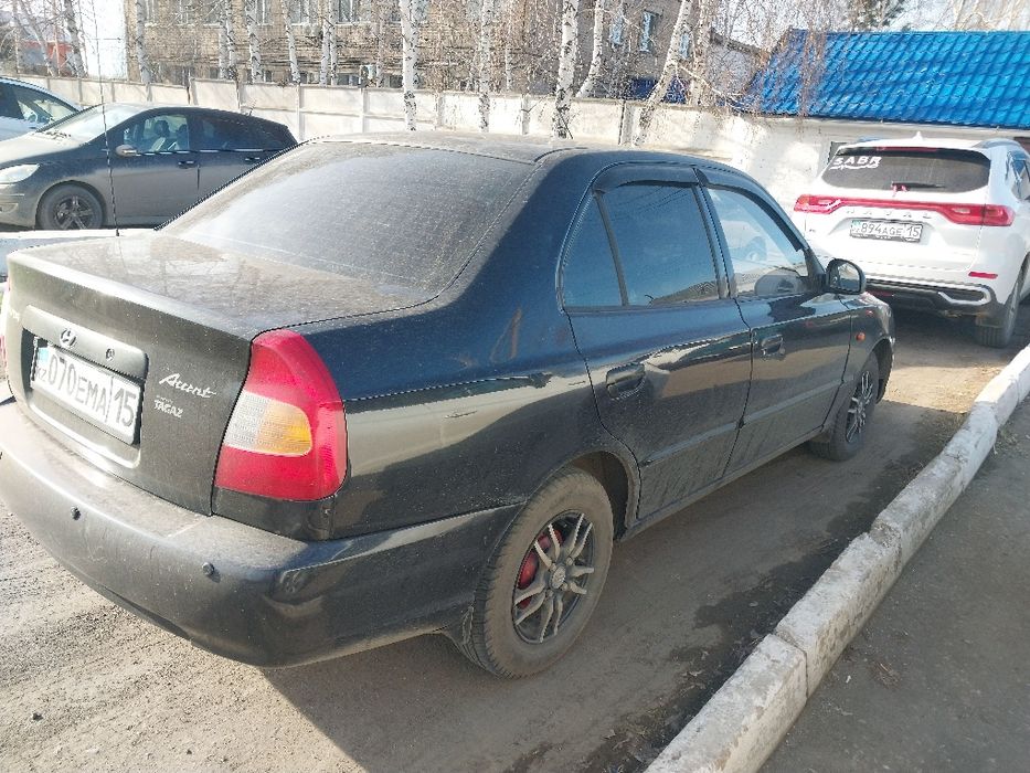 Автомобиль.  Хюндай акцент