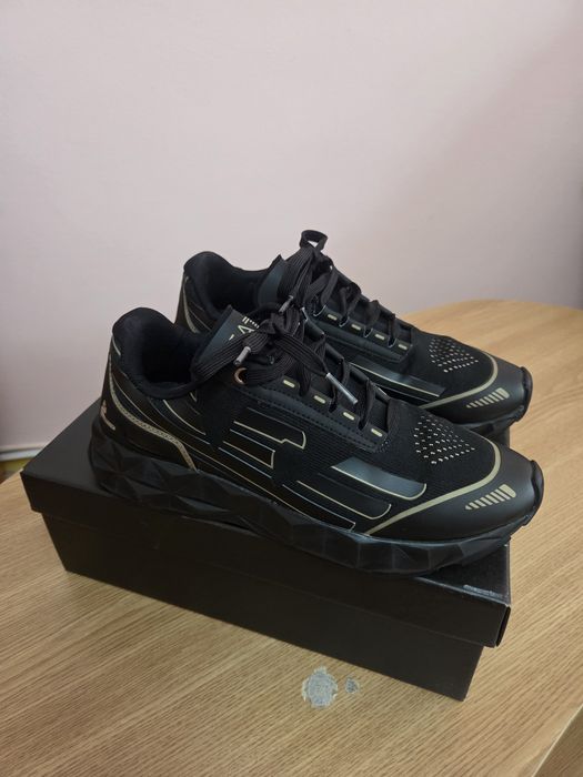 Adidași Armani EA7