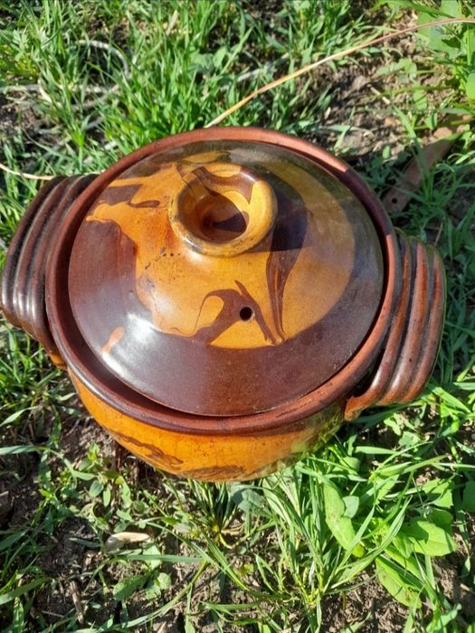 Части от носии и Гювеч