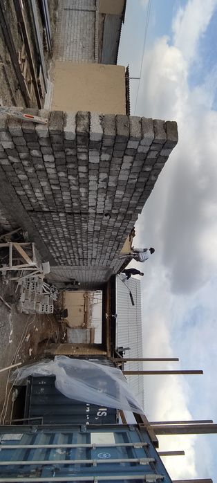 Suvoq styashka shlakablok kafel