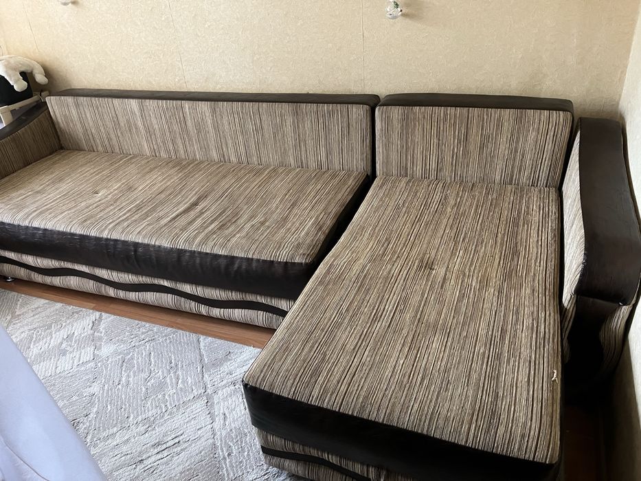 Продам диван б/у, пр-во Россия, отличного качаства