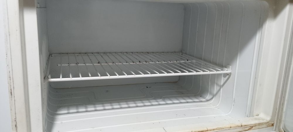 Холодильник б/у не рабочий