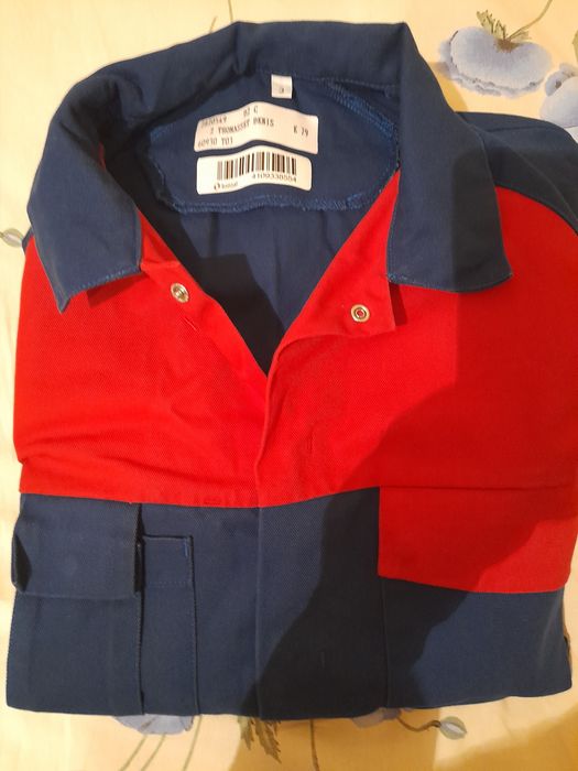 Нови гащеризони за работа