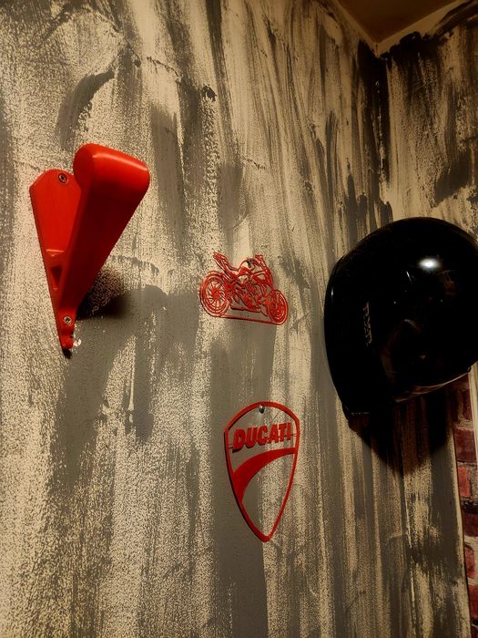 Стойка за зарядно за часовник