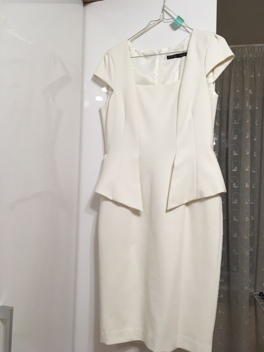 Официални рокли размер 36 ( S )