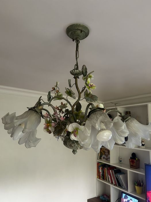 Люстра латунная цветы
