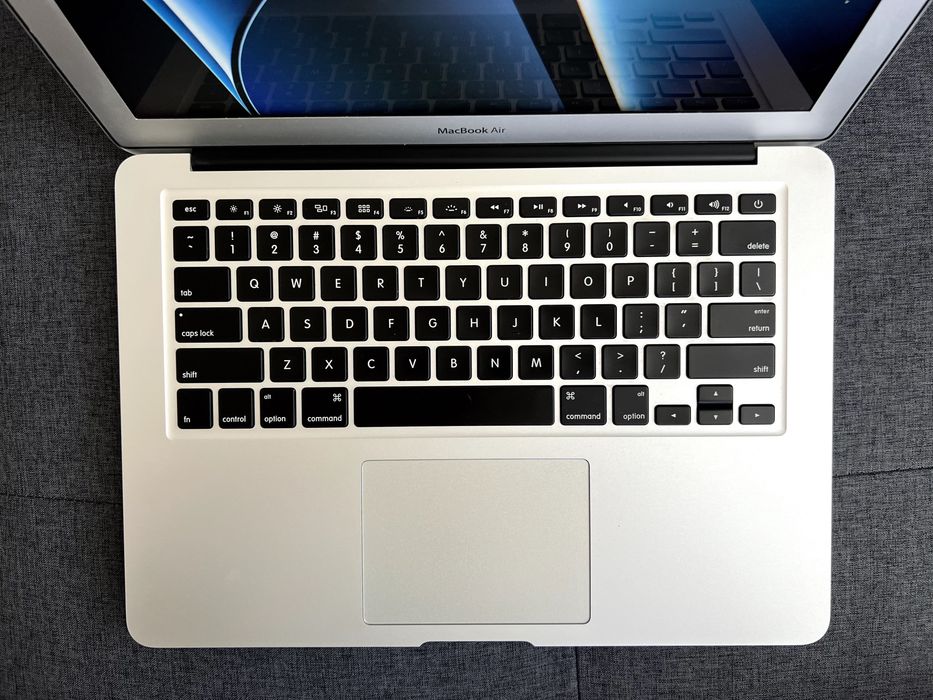 MacBook Air 13 inch - 2017