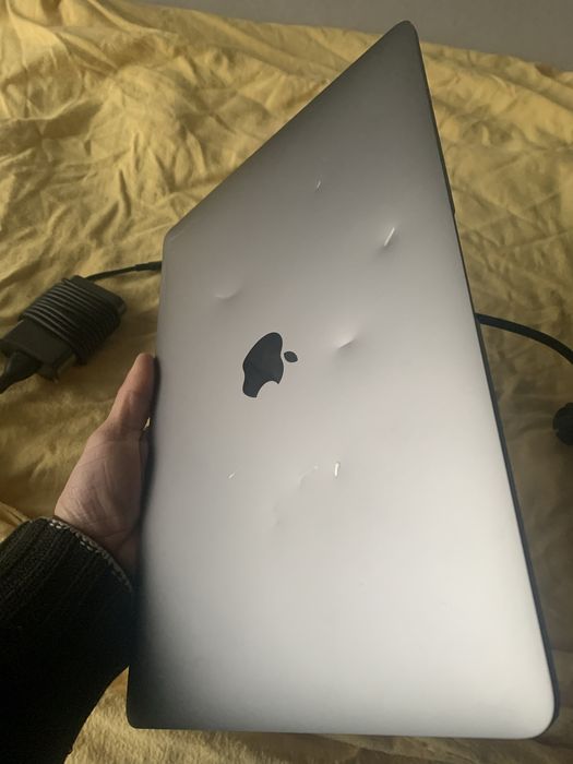 Macbook Air A2337 pentru piese