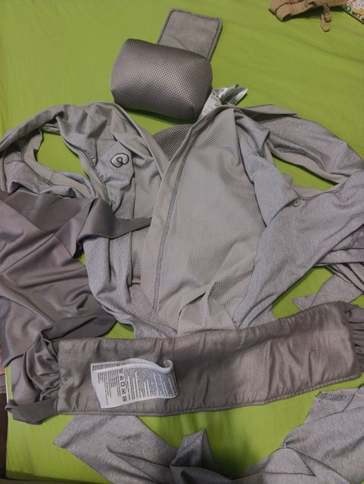 Chicco boppy comfyhug слинг