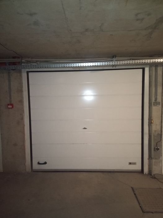 Дава се под наем Гараж / Паркомясто в София, Студентски град - 16 кв.м за 137.7 € - Снимка #4