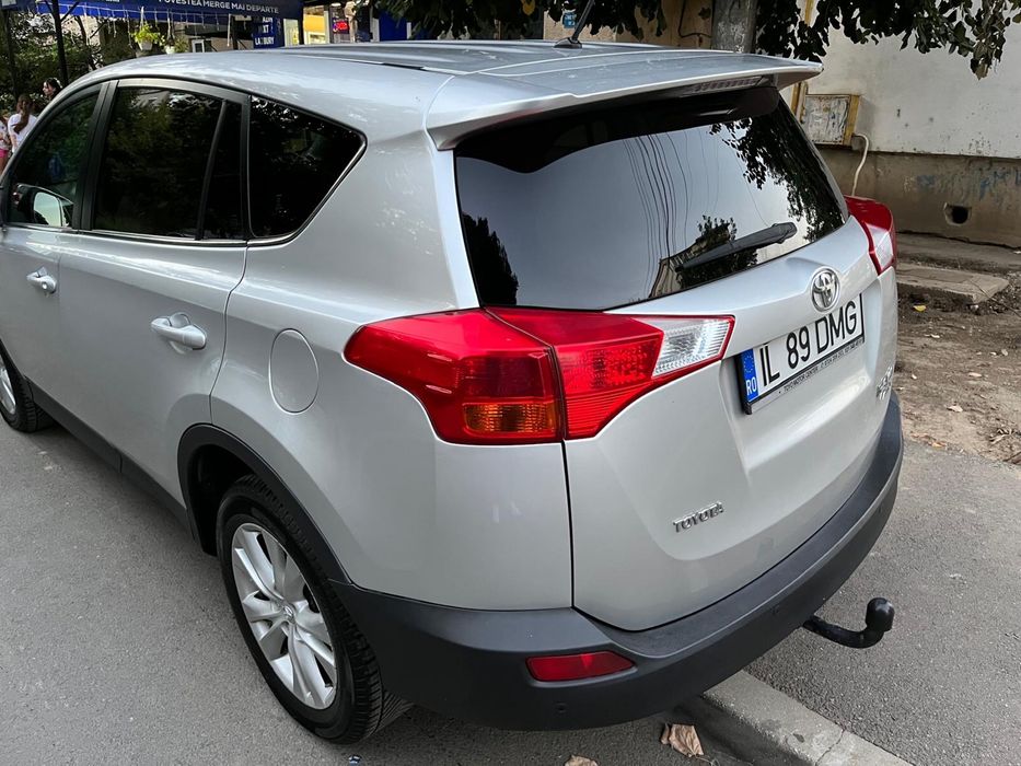 De vanzare toyota rav4 2013 2.2 diesel