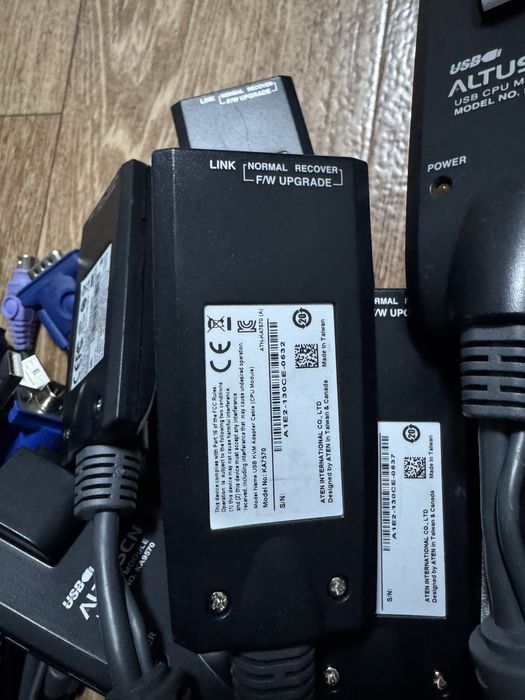 Vand kvm-uri KA7570 in stare perfecta de functionare