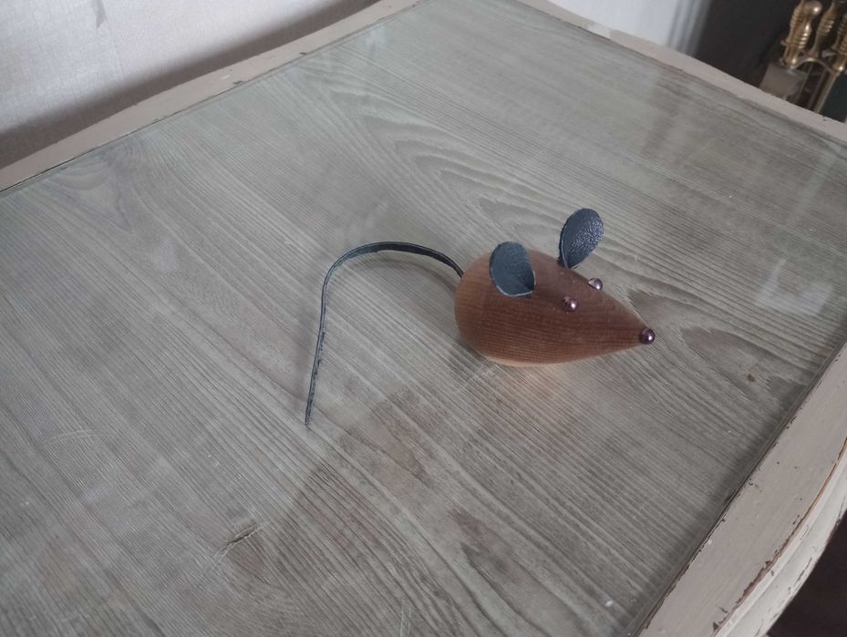 Аксесоар от дърво