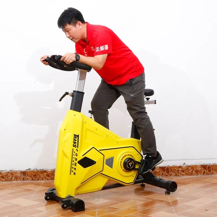 Велотренажер спортивный Spinbike Velo-752