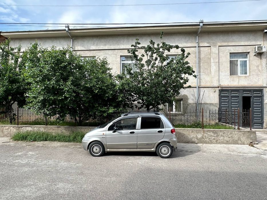 Юнус-Обод район хасанбойда хамкоробод кучасида 3 соток участка