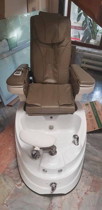 Педекюрное кресло