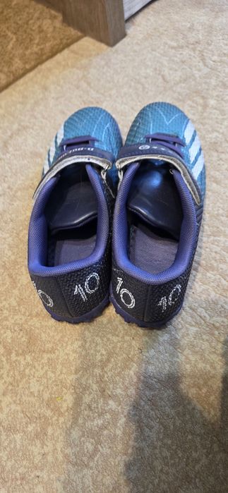 Продам бутсы для мальчика