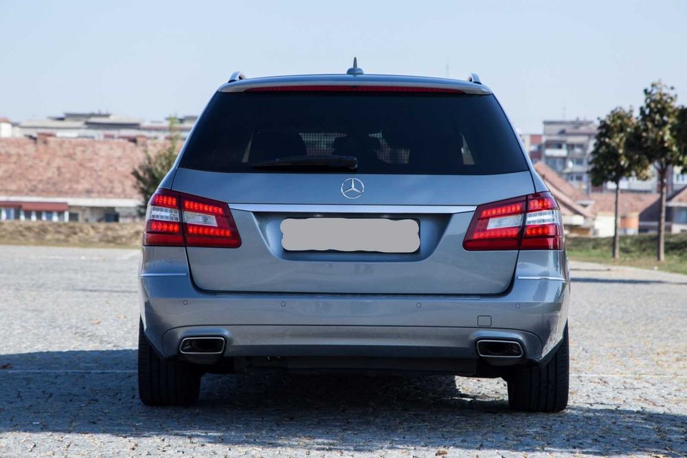 Mercedes-Benz E 200 T-Modell W212  – 2013  Excelent întreținută