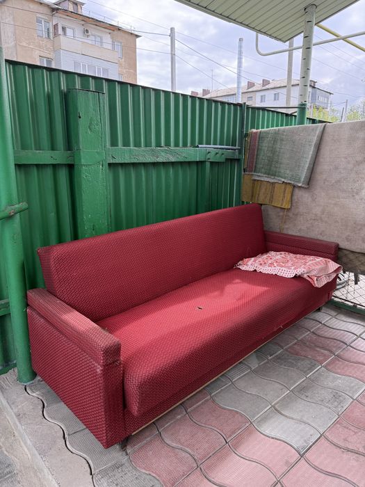 Продам диван б/у