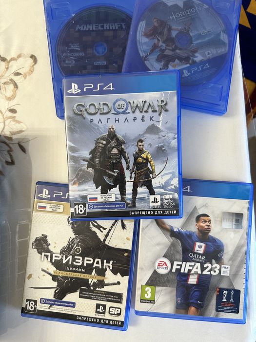 Продам Sony PS4