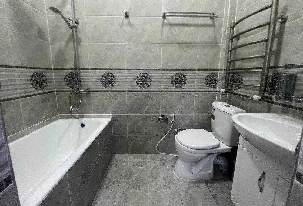 Офисного помещение 354кв на ул Шота Руставели Ор Братские могилы.