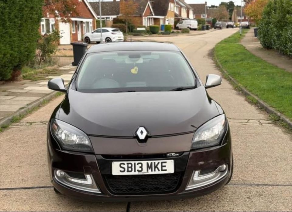 Parte Spate Haion Stop Bara Spoiler Renault Megane 3 GT-LINE Hatchback