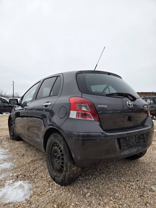 Тойота Ярис / Тоyota Yaris 1.33i