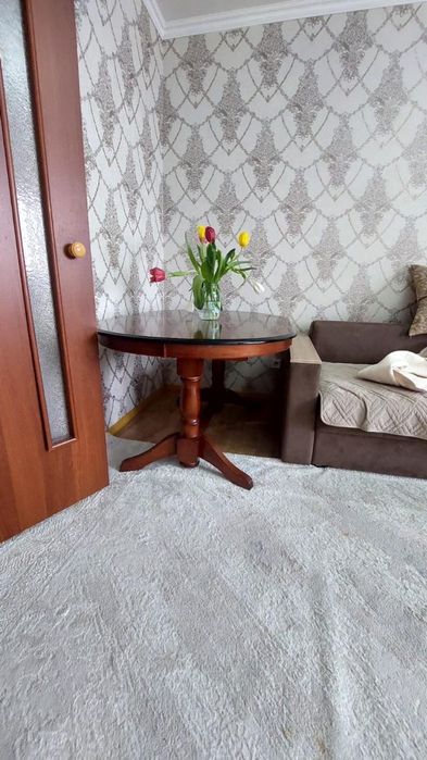 Стол деревянный со стульчиками