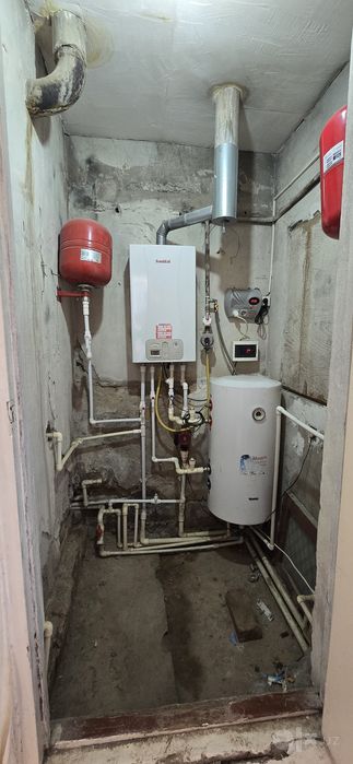 Продаётся земля/дом. 3,1 сотки, фасад 12,5 м. Новомосковская.