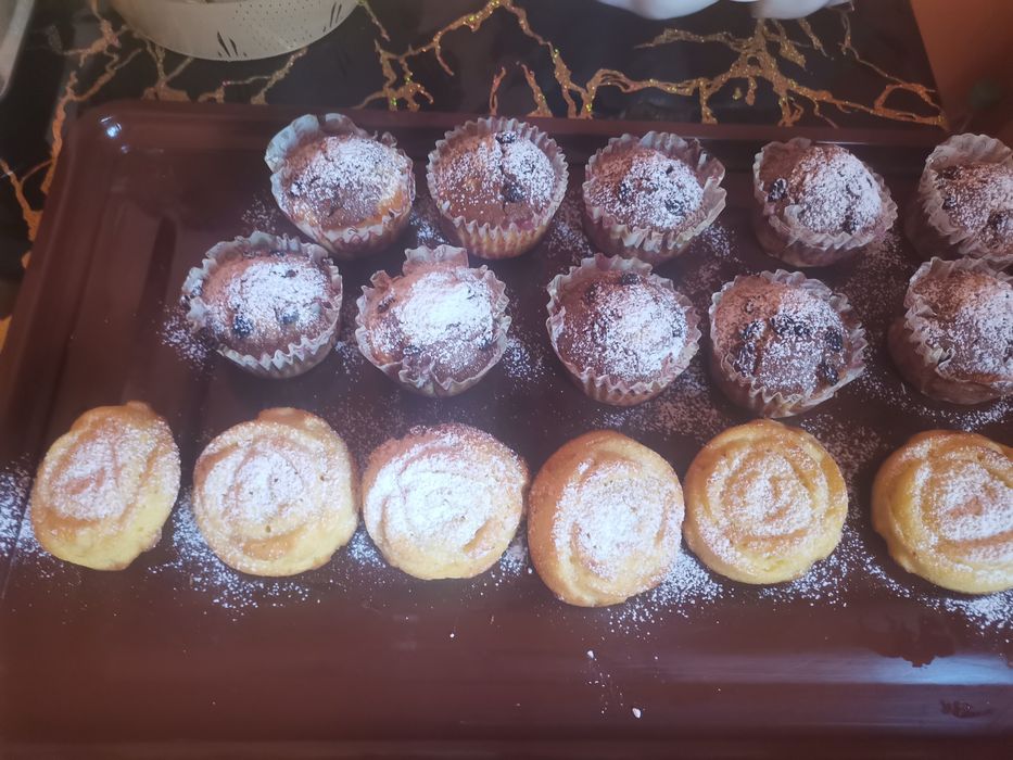 Brioșe pufoase și delicioase