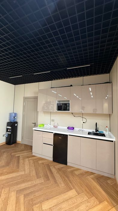 Ofis sotiladi, yakkasaroy tumanida