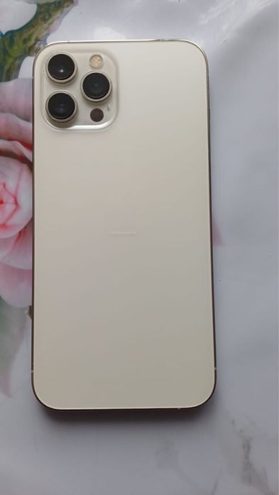 Продам айфон 12 промакс
