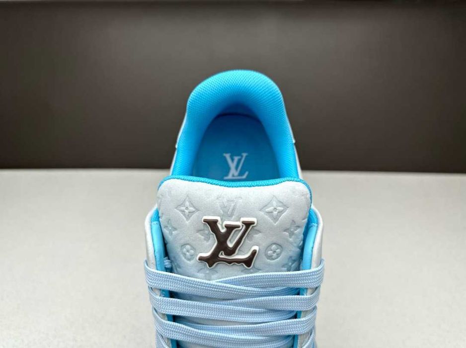 Adidasi Louis Vuitton Trainer Premium