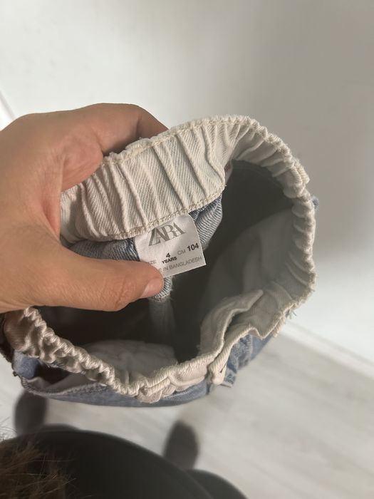 Дънки Zara за момиче 104 размер
