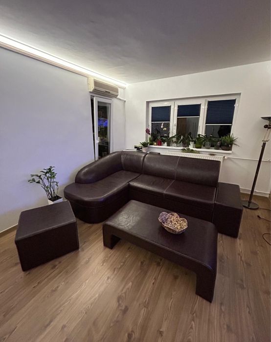 Vând set colțar extensibil
