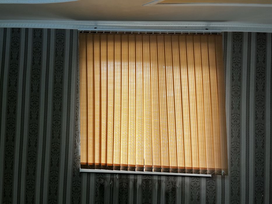 Жалюзи продается