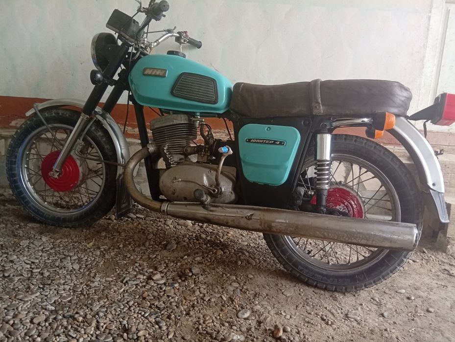 Mototsikl IJ planeta 4 sotiladi tex pasporti bor manzil G'ijduvon