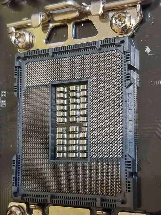 Gigabyte Z790 D AX , Wi-Fi  DDR5