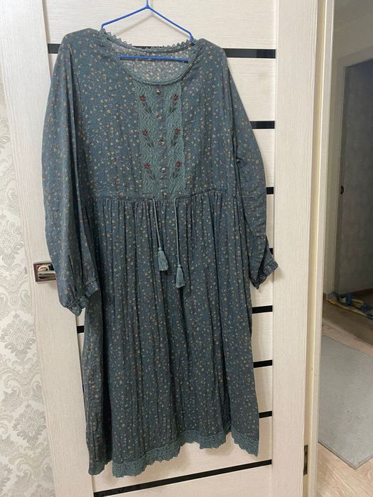 Платье продам...