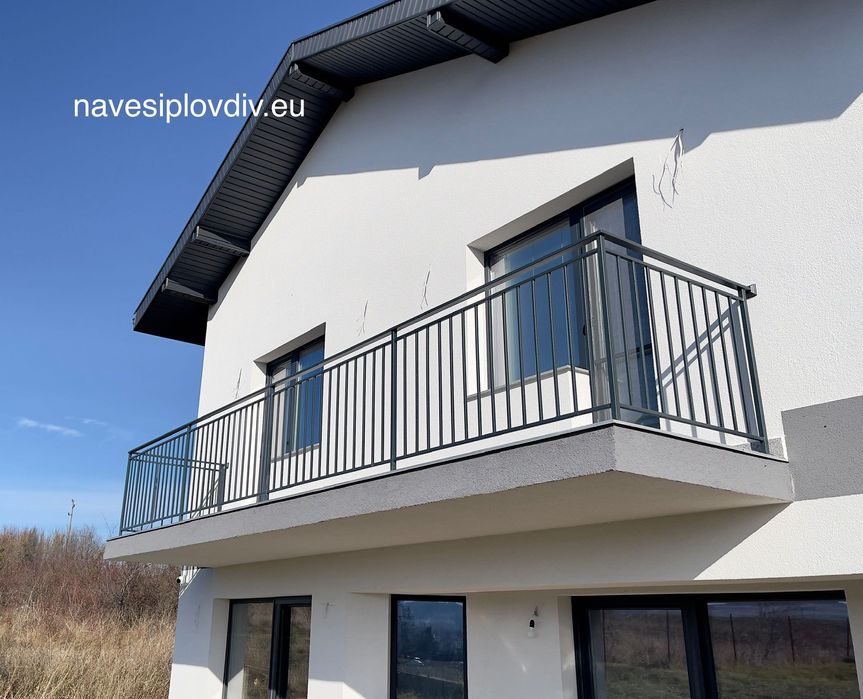 Парапети, врати и огради от ковано и гладко желязо