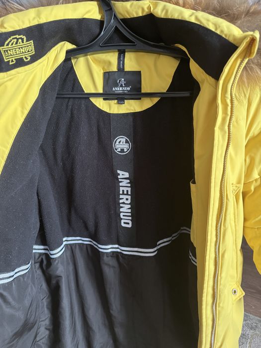 Зимняя куртка на девочку