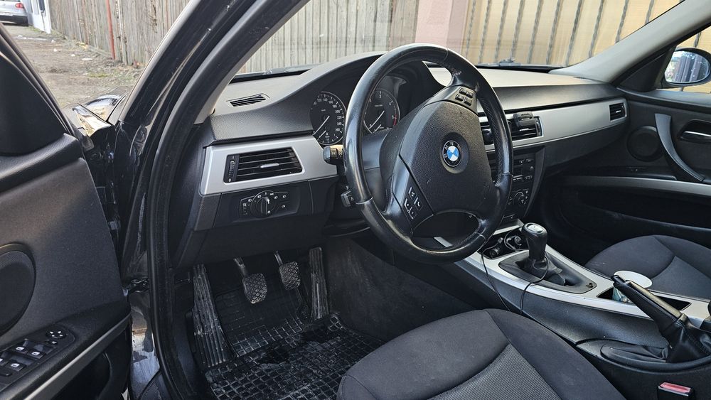 Bmw E91 2.0D 2006